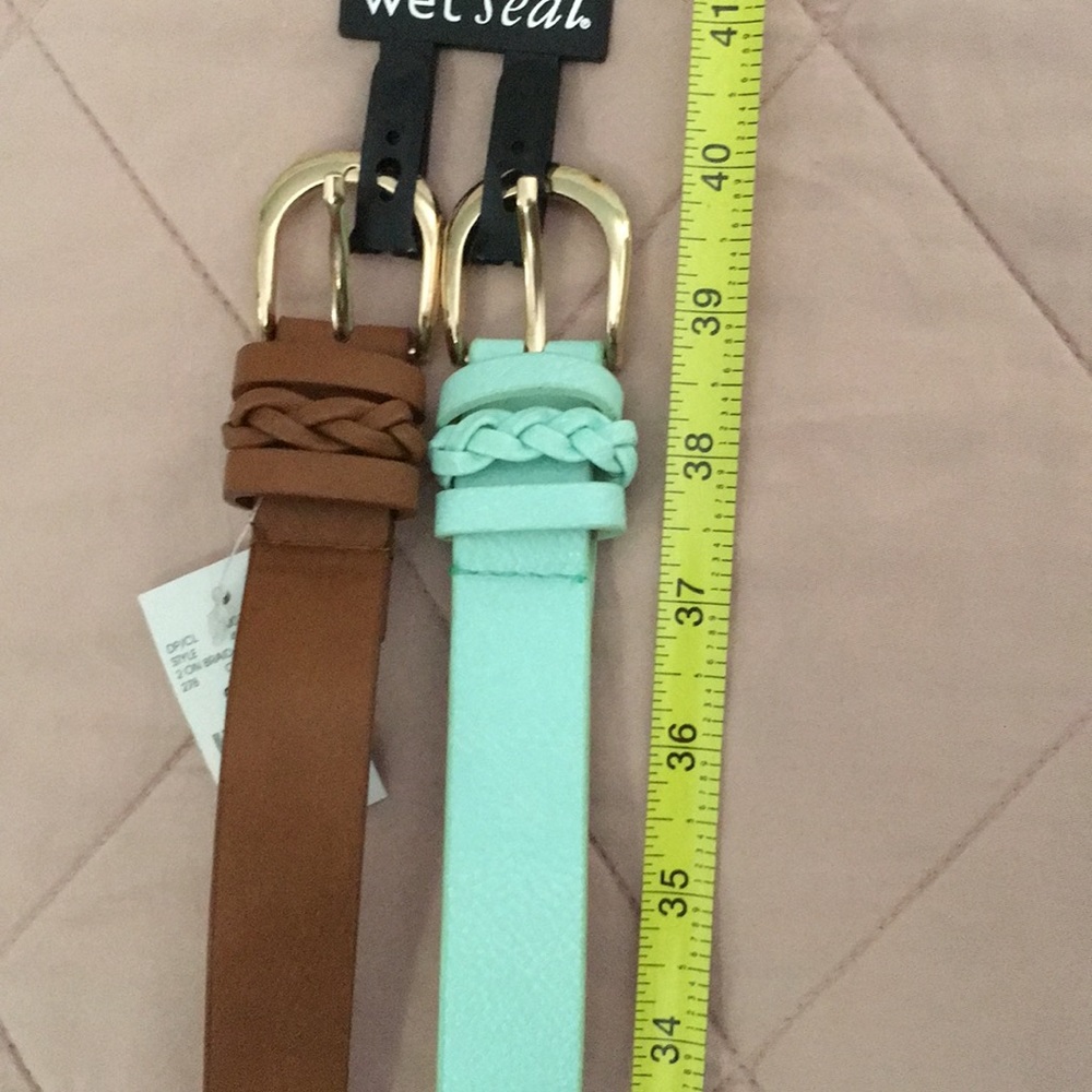 Belts - Picture 3 of 3